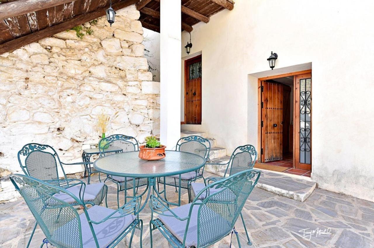La Casa Del Agua Guest House Montefrio Exterior photo