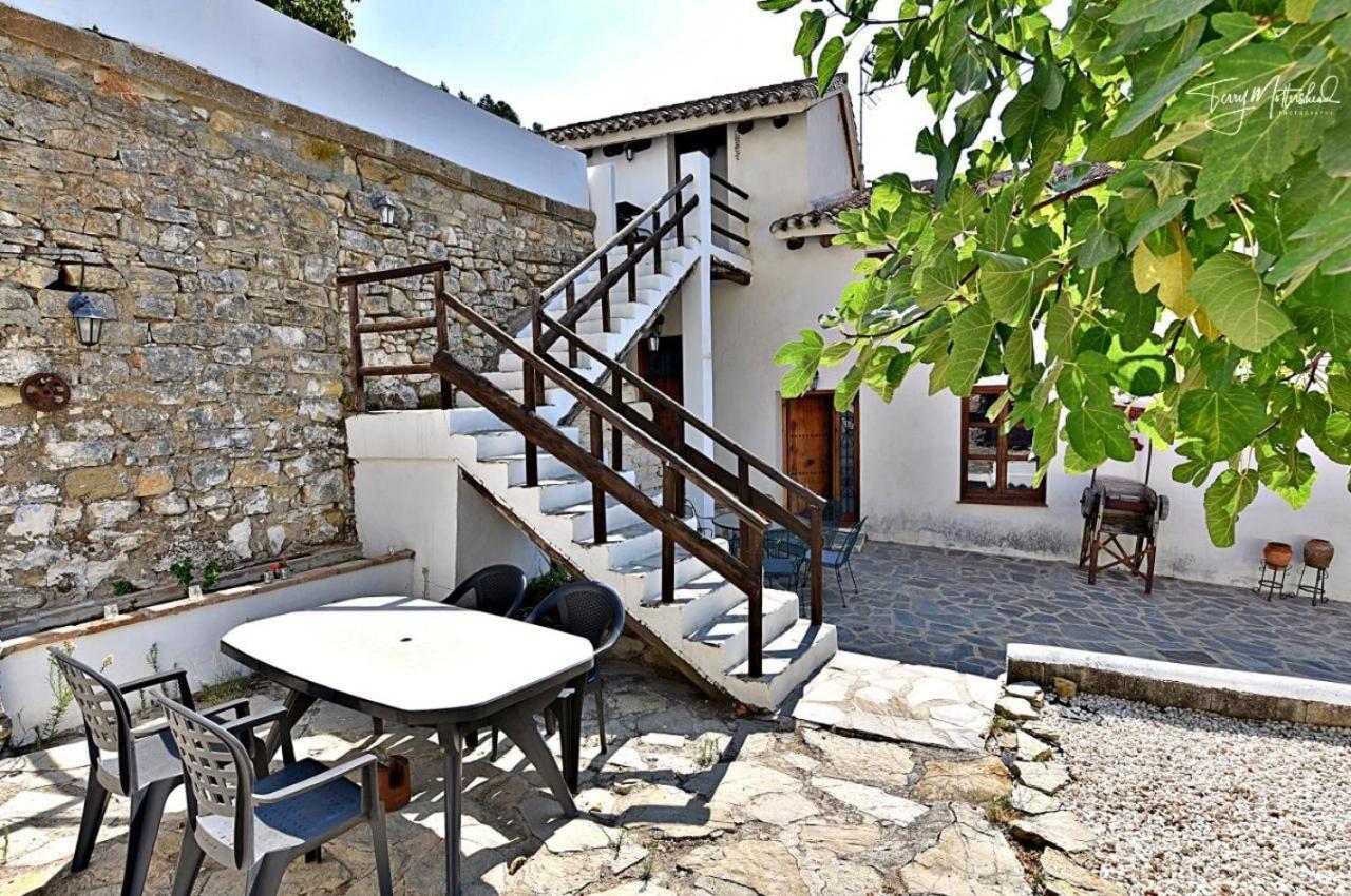 La Casa Del Agua Guest House Montefrio Exterior photo