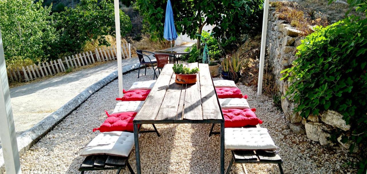 La Casa Del Agua Guest House Montefrio Exterior photo